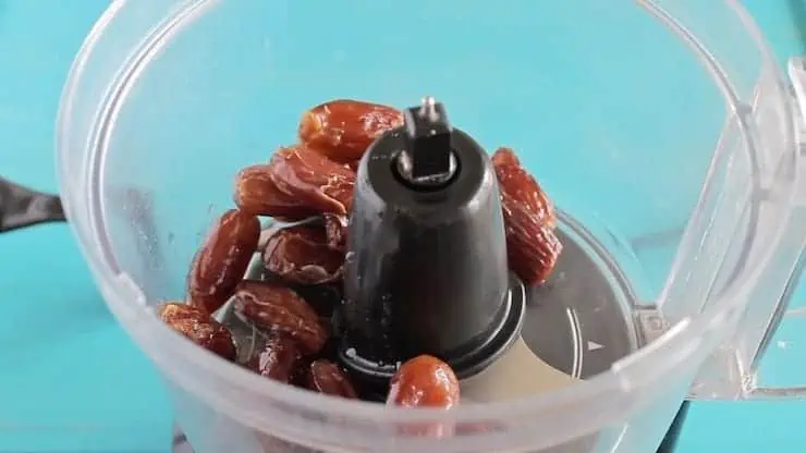 Whole dates in a food processor