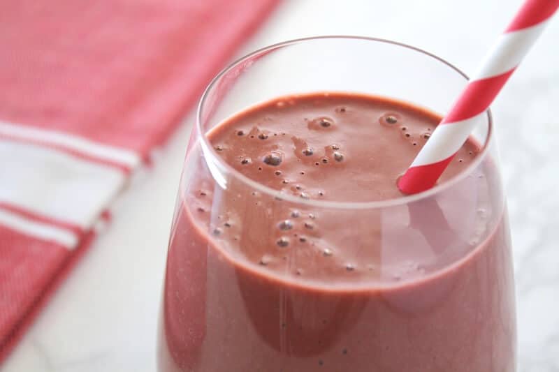 Red Velvet healthy smoothie recipe vegan