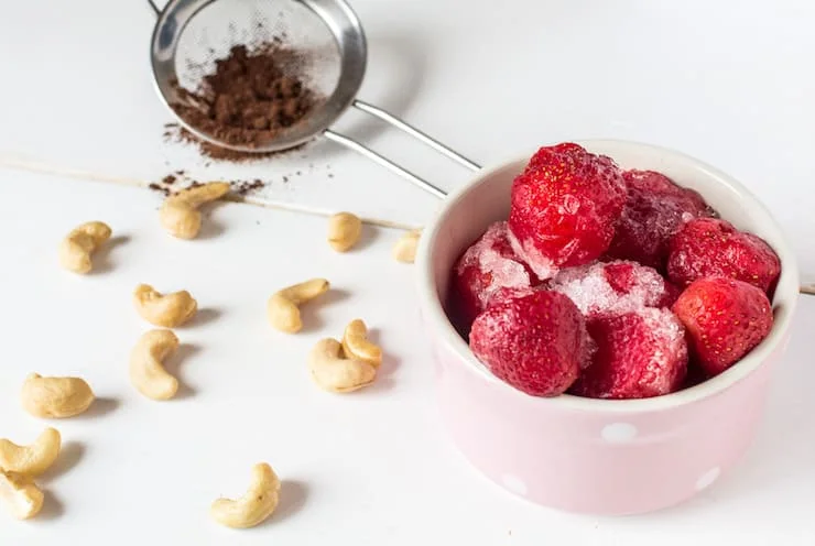 Chocolate & Strawberry Layered No Bake Cake Grain Free