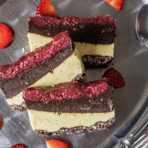 Chocolate & Strawberry Layered No Bake Cake (Paleo & Vegan)